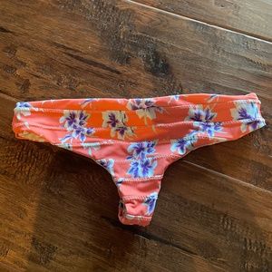 Acacia Bottoms Medium